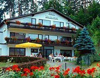 Hotel Restaurant Haus Waldesruh Eppenbrunn Exteriör bild