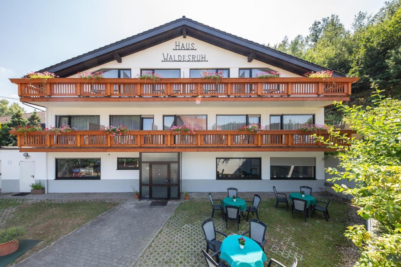 Hotel Restaurant Haus Waldesruh Eppenbrunn Exteriör bild